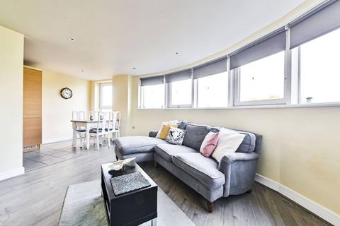 2 bedroom flat for sale, Townmead Road, Imperial Wharf, London, SW6