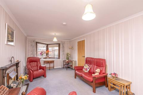 1 bedroom retirement property for sale, 173/419 Comely Bank Road (Carlyle Court), Edinburgh, EH4