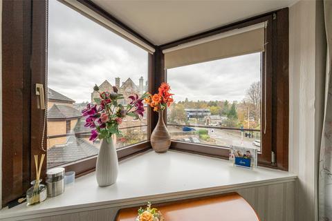 1 bedroom retirement property for sale, 173/419 Comely Bank Road (Carlyle Court), Edinburgh, EH4