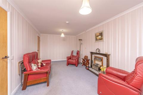 1 bedroom retirement property for sale, 173/419 Comely Bank Road (Carlyle Court), Edinburgh, EH4