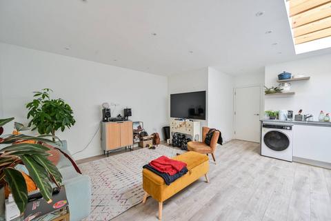 2 bedroom detached house to rent, Grange Road, Bermondsey, LONDON, SE1