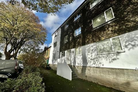 2 bedroom apartment to rent, Harbour Court, New Street, Falmouth TR11