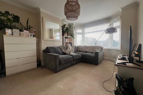 1 bedroom flat to rent, Portsmouth Road, Hampshire SO19