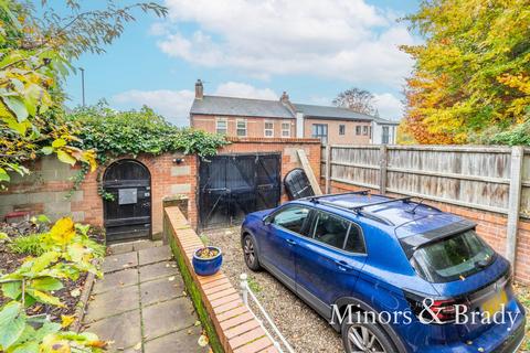 4 bedroom terraced house to rent, Rosary Road, Norwich, NR1