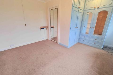 2 bedroom terraced house for sale, Wade House Avenue, Halifax HX3