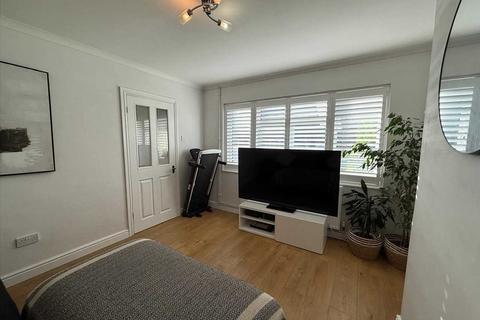 2 bedroom semi-detached house for sale, Tennyson Walk, Northfleet