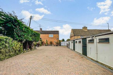 6 bedroom detached house for sale, Bristol Road, Gloucester GL2