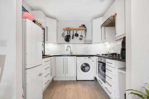 2 bedroom flat for sale, Tarling Street, London E1