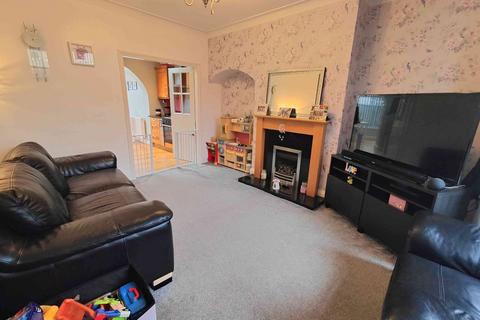 2 bedroom semi-detached house for sale, Robertson Avenue, Brighouse HD6