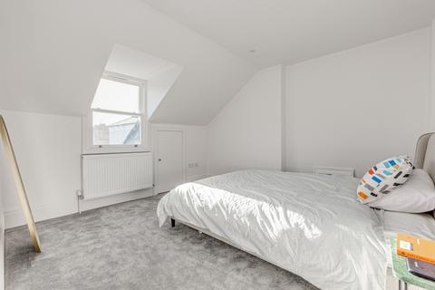 2 bedroom flat for sale, Fitzwilliam Road, London