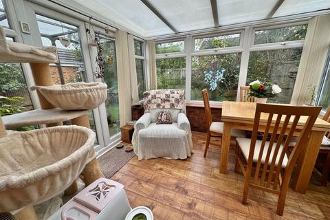 31 Trench Close, Trench, Telford, TF2 6QY