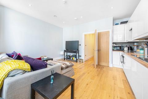 2 bedroom flat to rent, Munster Road, London, SW6