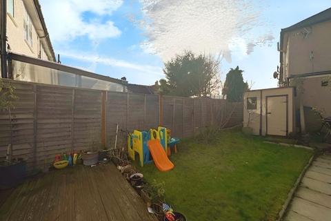 2 Walter Walk, Edgware, HA8 9ES