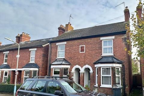 2 bedroom semi-detached house for sale, Gladstone Road, Tonbridge, TN9 1UE