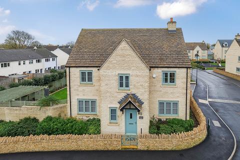 4 bedroom detached house for sale, Pochard Way, South Cerney