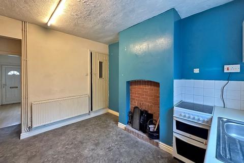 2 bedroom terraced house for sale, Church Street, Bloxwich