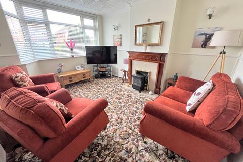 3 bedroom semi-detached house for sale, Keswick Grove, Streetly, Streetly, Sutton Coldfield