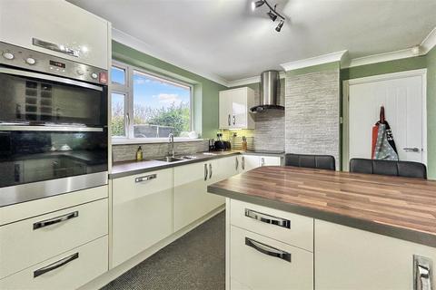18 Wilkinson Road, Foston, Grantham, NG32 2JX