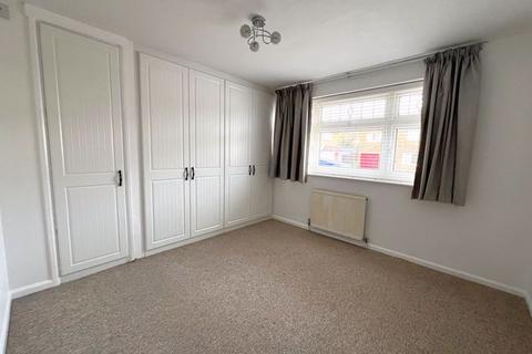 3 bedroom house to rent, Hale End, Romford RM3