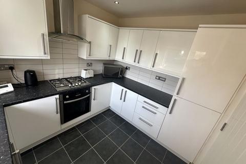 4 bedroom house to rent, Green Lane, Stoneycroft L13