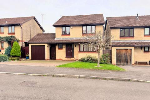 4 bedroom detached house for sale, Helston Road, Nailsea BS48