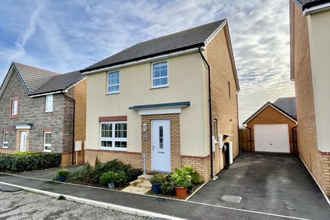 4 bedroom detached house for sale, Spool Mead, Chard, Somerset TA20