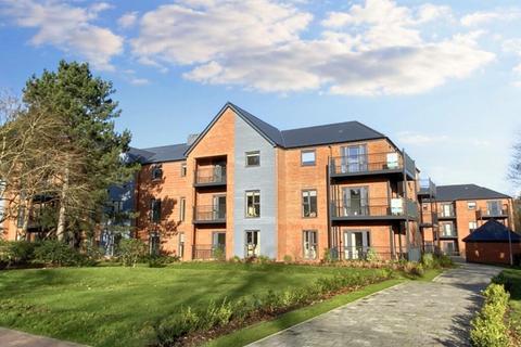 2 bedroom apartment to rent, Batesford Close, Kings Hill ME19