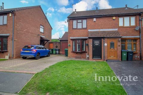 2 bedroom semi-detached house for sale, Garratt Close, Oldbury B68