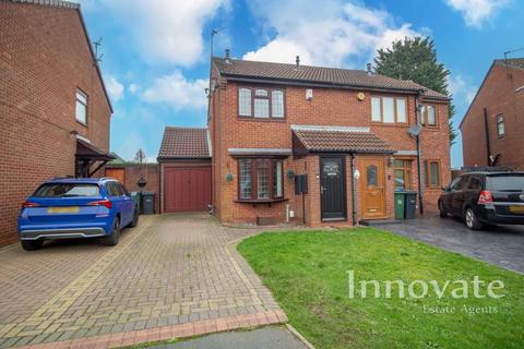 2 bedroom semi-detached house for sale, Garratt Close, Oldbury B68