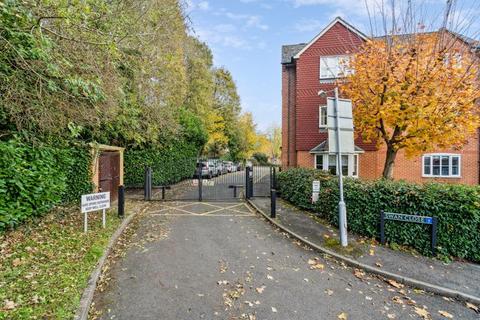 2 bedroom apartment for sale, Swan Close, Rickmansworth WD3