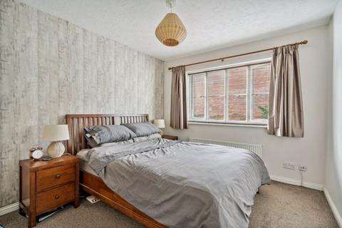 2 bedroom apartment for sale, Swan Close, Rickmansworth WD3