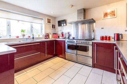 3 bedroom semi-detached house for sale, Stoke Road, Milton Keynes