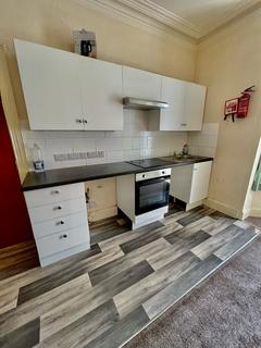 1 bedroom terraced house to rent, Wellington Road, NR30