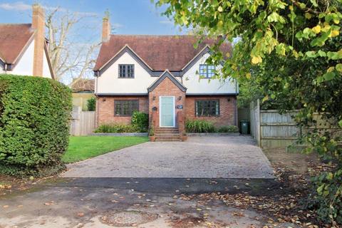 6 bedroom detached house for sale, Amersham Road, High Wycombe HP13