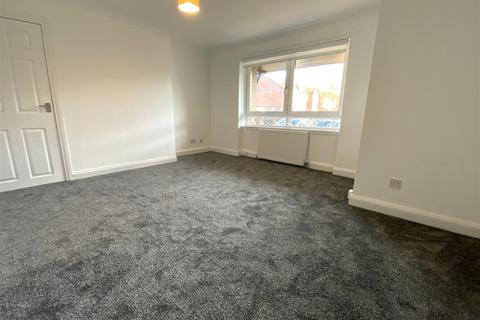 3 bedroom apartment to rent, Burnett Road, Barlanark, Glasgow