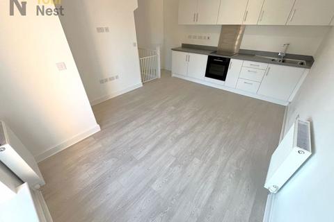 2 bedroom townhouse to rent, Acacia Terrace, Leeds, Seacroft, LS14 6ZQ