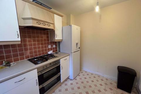 4 bedroom semi-detached house to rent, Hawksmoor Lane, Bristol