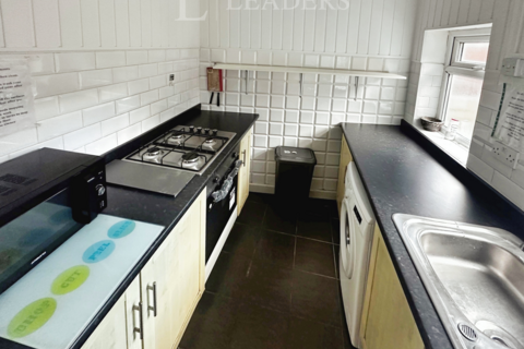 1 bedroom in a house share to rent, Club Garden Road, Sheffield