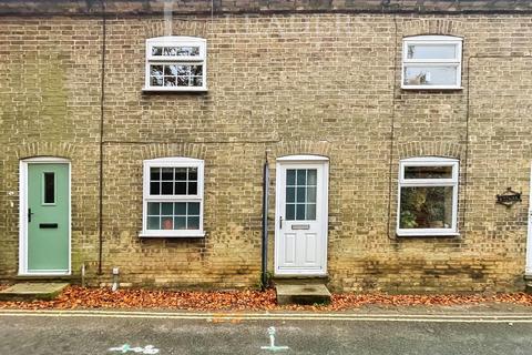 2 bedroom terraced house to rent, Dallinghoo Road, Wickham Market, IP13