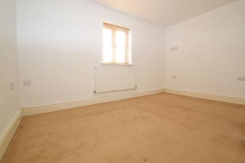 2 bedroom terraced house to rent, Old Church Road, Clevedon