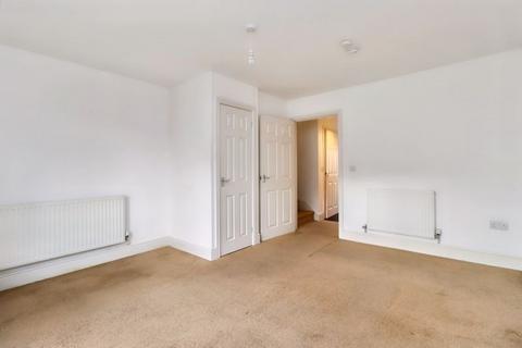 2 bedroom terraced house to rent, Old Church Road, Clevedon