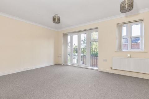 2 bedroom flat for sale, Guildford Close, Southbourne