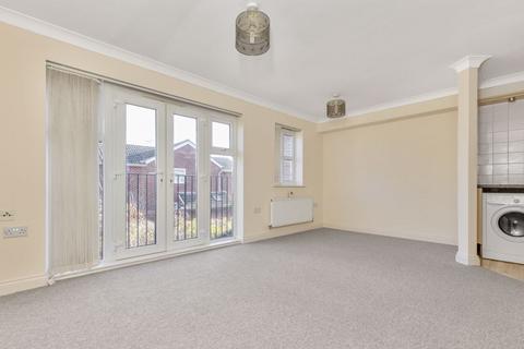 2 bedroom flat for sale, Guildford Close, Southbourne