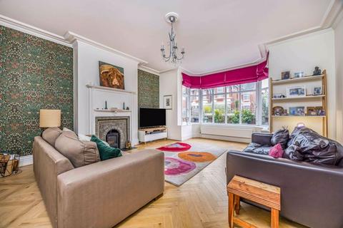 4 bedroom terraced house for sale, Brading Avenue, Southsea