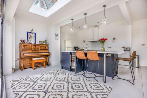 4 bedroom terraced house for sale, Brading Avenue, Southsea