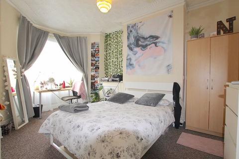 undefined, Dogfield street, Cardiff CF24