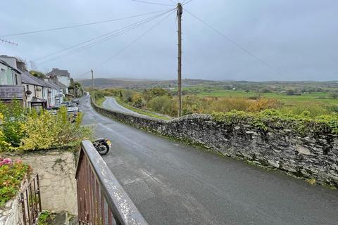 2 bedroom terraced house for sale, Hyfrydle Road, Talysarn, Caernarfon, Gwynedd, LL54