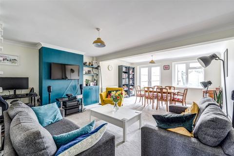77 Kipling Avenue, Goring By Sea, Worthing, BN12 6LH