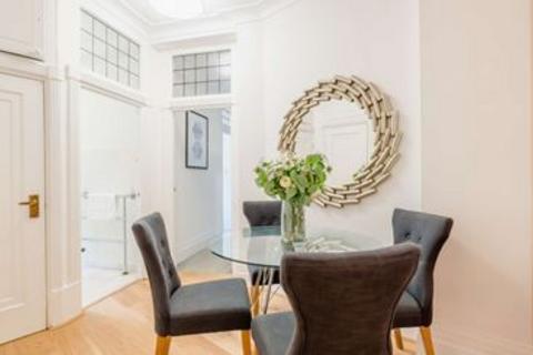 2 bedroom flat to rent, Strathmore Court, London, NW8