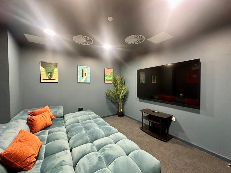 Cinema Room 1
